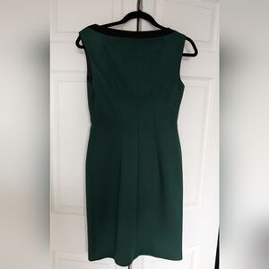 T Tahari Green and Black Midi Dress
